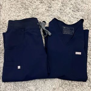 FIGS Navy Scrub Set